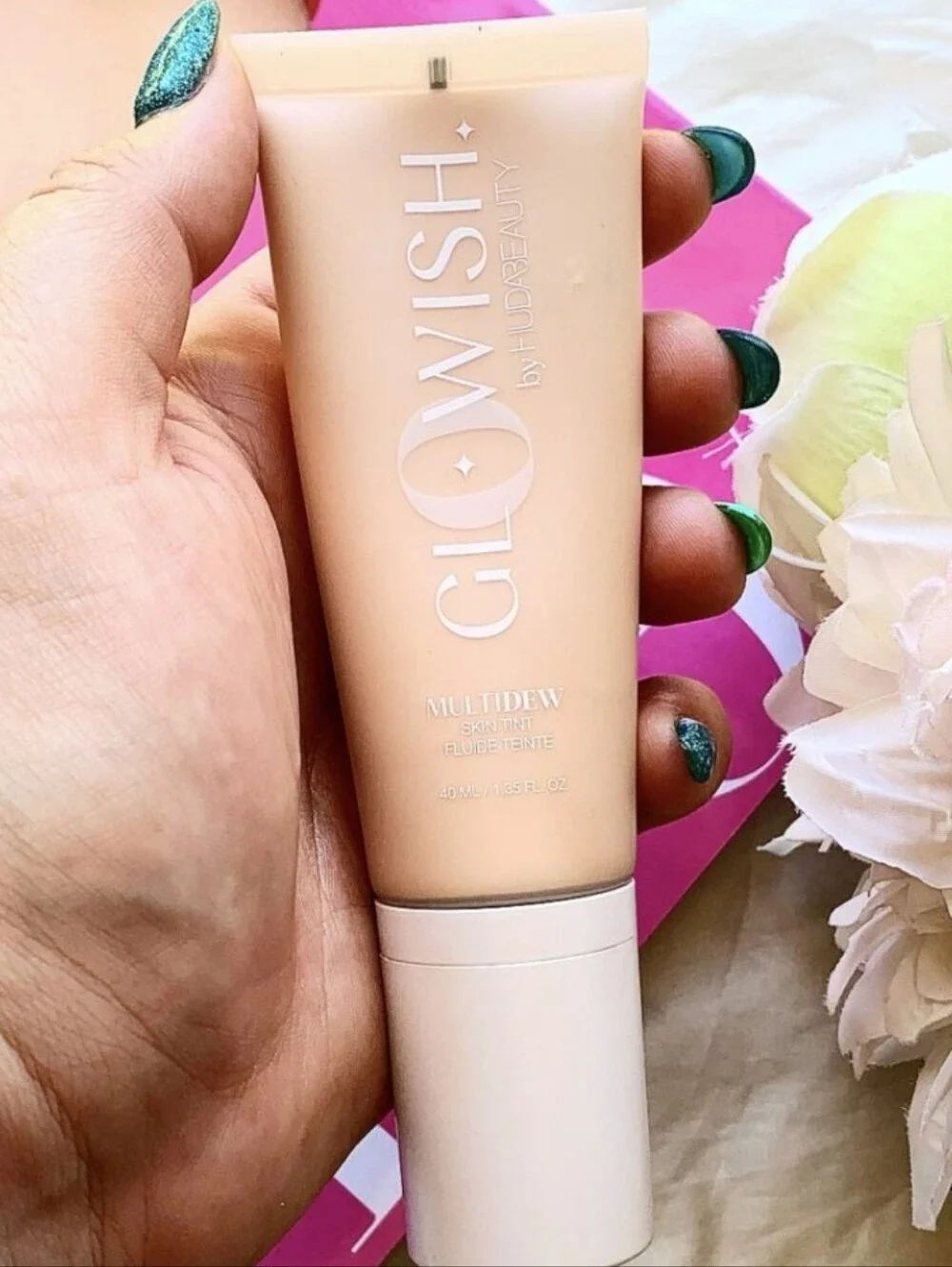 🧚‍♀️FAIR Huda Beauty DISCONTINUED GLOWish Multi Dew Skin Tint NWT